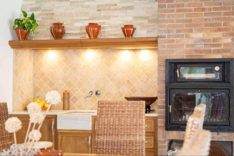 En Primera Línea y sus casas en venta en Ciutadella