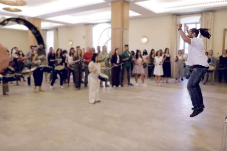 ¿Cómo fortalecer equipos?, el teambuilding mejora la colaboración y el desempeño en las empresas