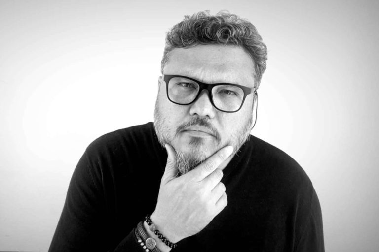 La Academia Mundo Marketing Gastronómico busca ayudar a profesionales y negocios del sector hostelero en el mundo, de la mano de Sidharta Costa Pinto, experto desde 1998