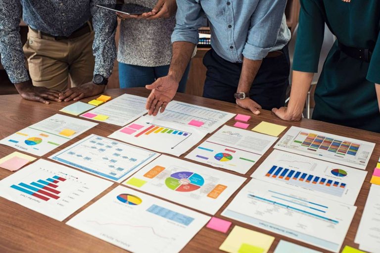 Cinco efectos adversos inmediatos de no analizar las métricas que generan los impactos en los medios