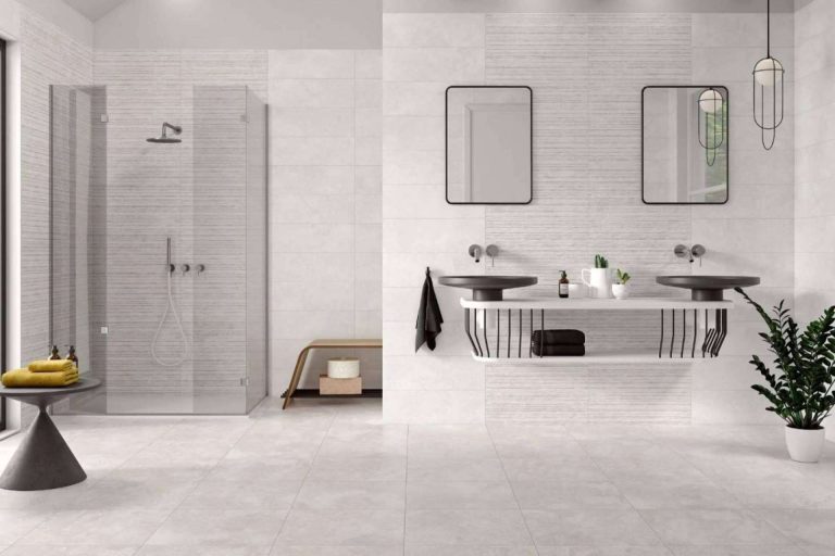 La clave para un espacio funcional y deslumbrante es el uso de azulejos para baño