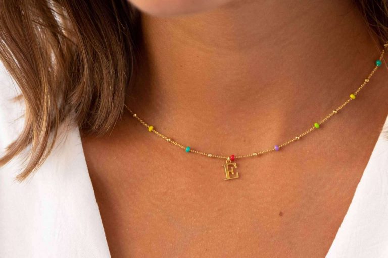 Anitials se suma a las últimas tendencias con su extenso catálogo de collares con iniciales
