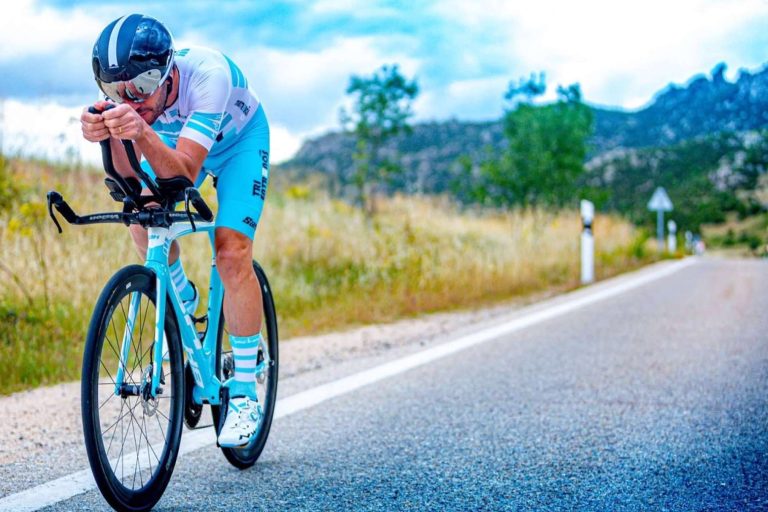 Prepararse para hacer un triatlón con el entrenador personal de Trientrenos