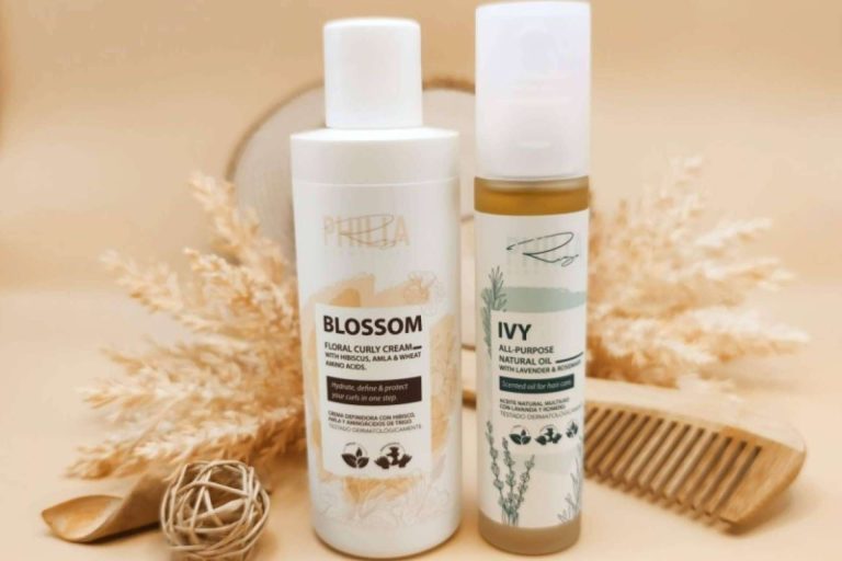Rizophilia ofrece productos naturales para la definición del pelo rizado