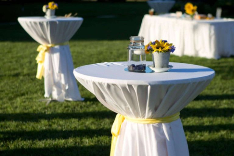 ¿Dónde alquilar mesas y sillas para una celebración?, Fiestas Martinika tiene lo que se necesita