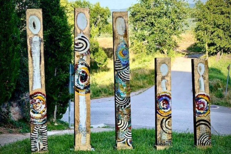 Magna exposición de Tótems en el Pirineo, una exposición a cargo de Pilar Almagro