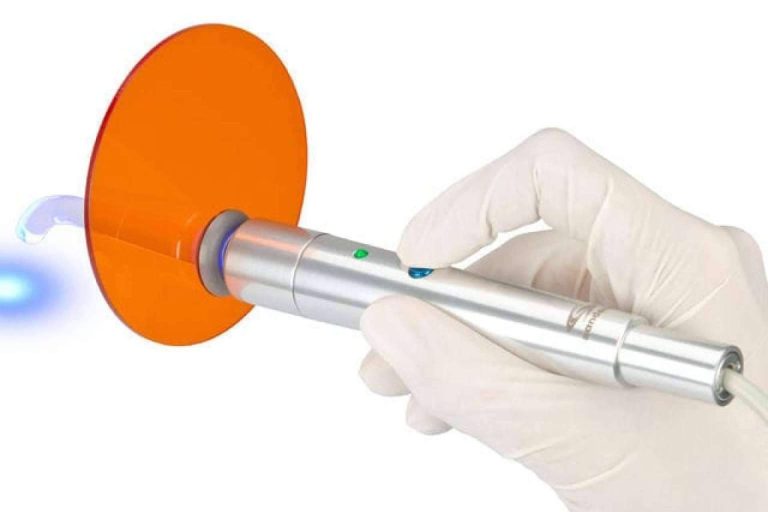 Averías en lampara de fotopolimerización, ¿cómo evitarlas?