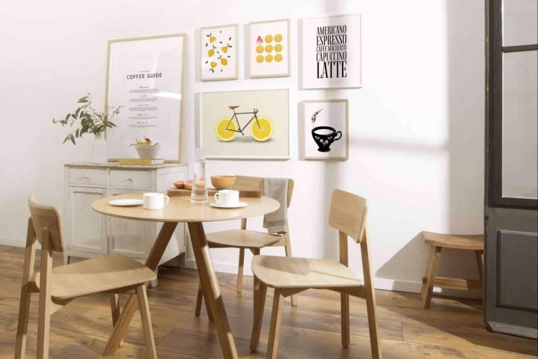 Artesta ofrece cuadros y láminas para decorar la cocina