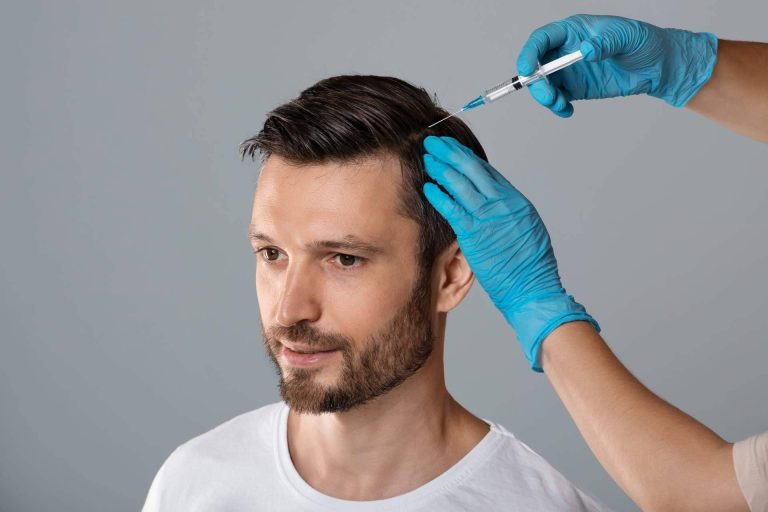 Los tratamientos de mesoterapia son una alternativa muy recomendada para las personas que sufren alopecia según el doctor Jesus Mora