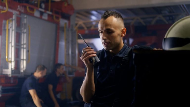 ¿Por qué en Chile los bomberos no quieren tener un sueldo?