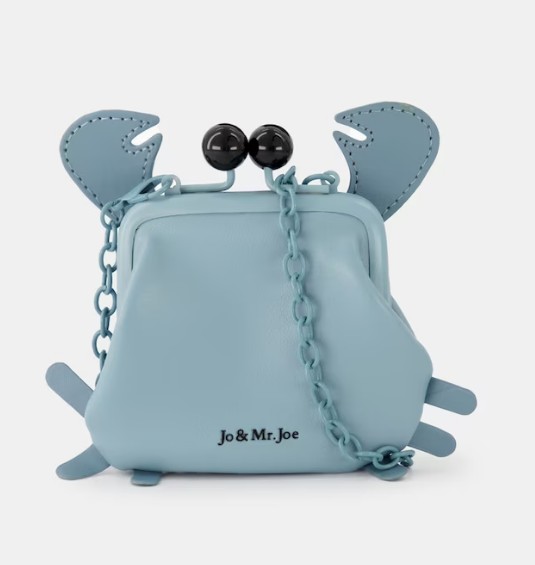 Monederos, fulares, cinturones y muchos más accesorios de las mejores marcas a precios increíbles en El Corte Inglés 4 monedero azul forma cangrejo el corte ingles