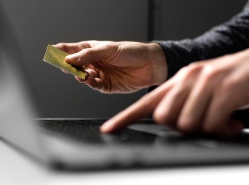 subastas medios digitales