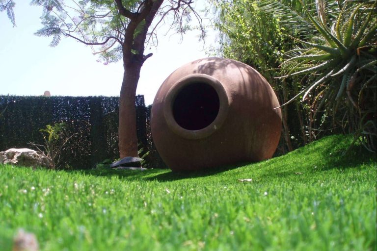 ¿Cómo decorar el jardín con césped artificial? Albergrass