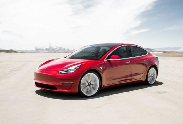 El Tesla Model 3 supera al Model Y como el coche eléctrico más vendido en julio en España