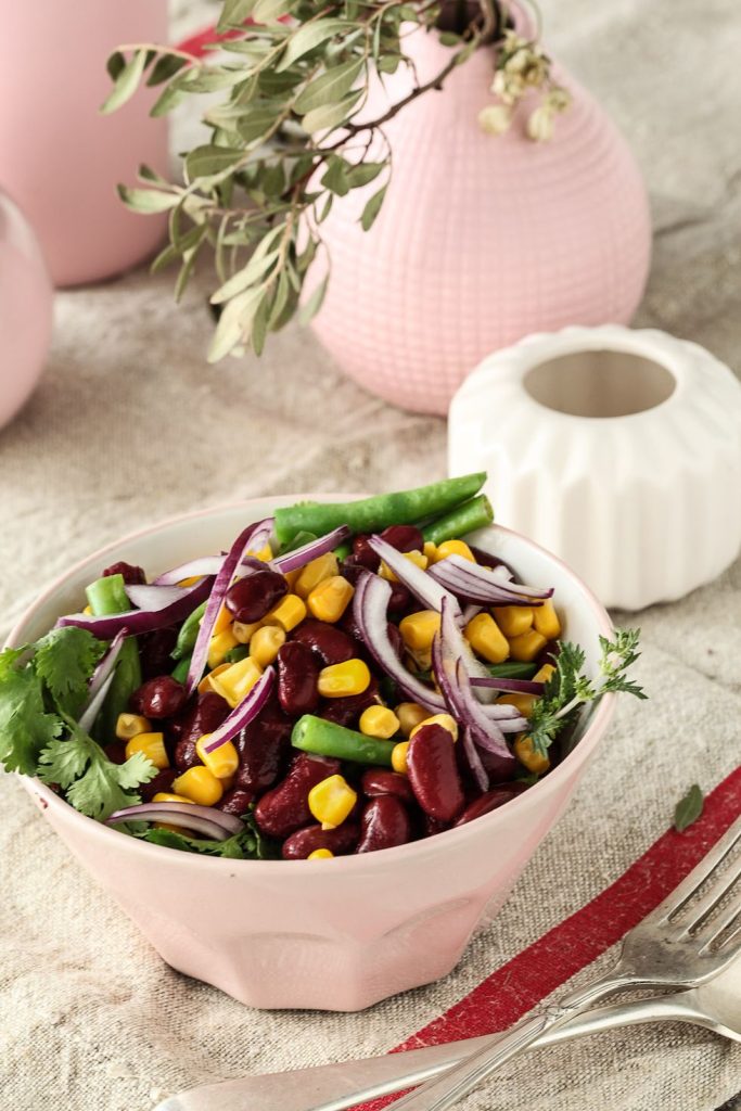 3 ensaladas ligeras y deliciosas para cenar en verano 86 El paso final