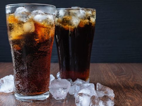 Refrescos: una fuente de azúcar oculta Refrescos: una fuente de azúcar oculta