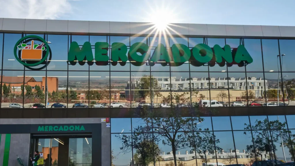 El Fin de una Época: Mercadona Retoma su Horario Regular