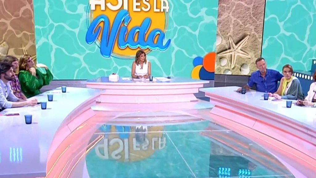 Así es la vida intenta “pescar” en Sálvame mientras se desangra de audiencia