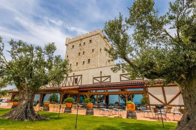 Navarra llama para buscar a familias que faciliten el refugio de menores tutelados