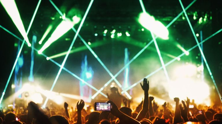 CO2 Revolution ofrece más de 100.000 toneladas de CO2 para compensar la huella de carbono de festivales de música