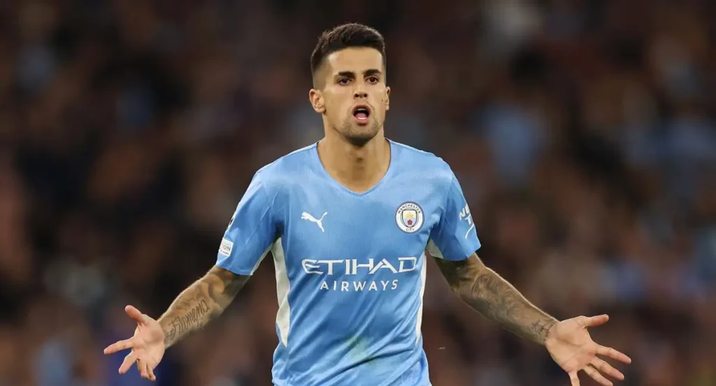 El último esfuerzo del Barça para fichar a Cancelo 132 Cancelo quiere ir al Barça