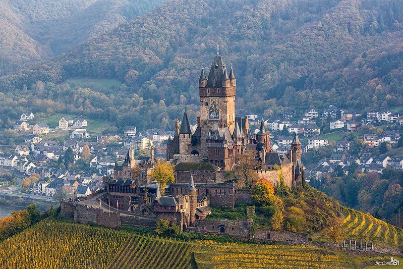 Estos son los 7 pueblos más antiguos de Europa para visitar este verano 47 Cochem en Alemania