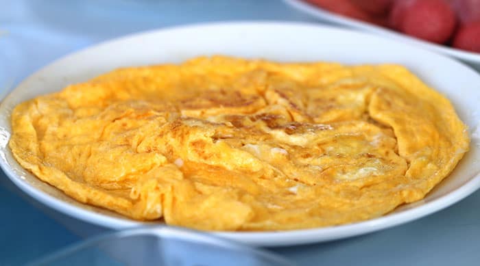 Cómo hacer una tortilla de bacalao más rica y sana que la de patatas