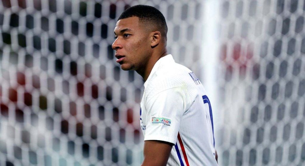 El PSG no quiere a Mbappé de capitán 70 El PSG se siente traicionado