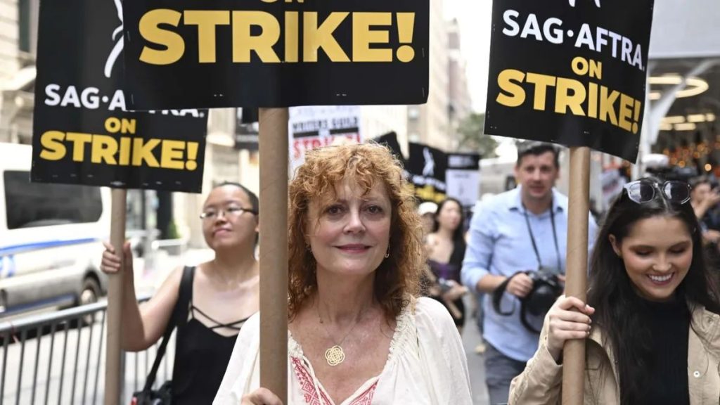 El origen y consecuencias de la huelga de actores y guionistas de Hollywood