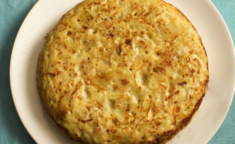 El secreto para hacer una tortilla de gambas mejor que la de patatas
