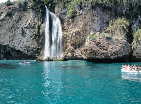 Estas son las cascadas más impresionantes de España Estas son las 7 cascadas más impresionantes de España