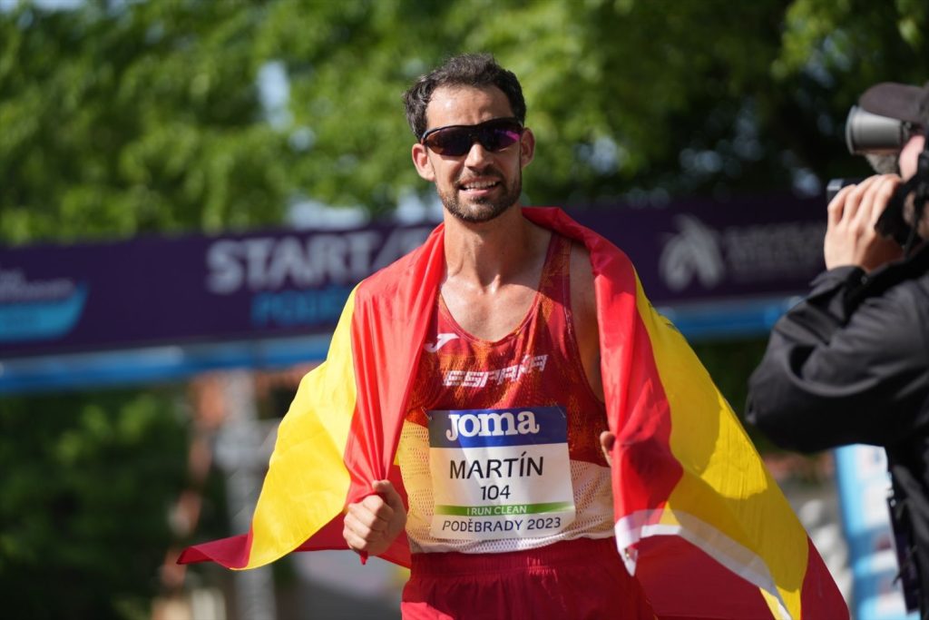 Álvaro Martín continua la leyenda de la marcha española y se corona campeón del mundo 1 EuropaPress 5213961 alvaro martin plusmarquista nacional 35 kilometros marcha