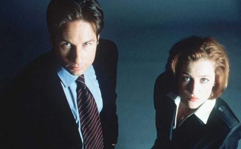 Chris Carter confirma que trabaja en Expediente X temporada 12 con el regreso de Mulder y Scully