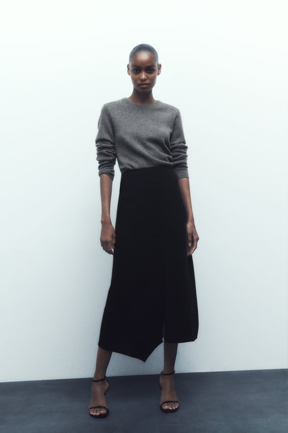 Falda Midi Asimétrica – Zara