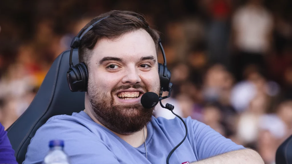 "Me va a matar": Imperdible el nuevo vídeo del cambio físico de Ibai Llanos con Ilia Topuria 2 Kings League la guerra entre Ibai Llanos y Kun Aguero