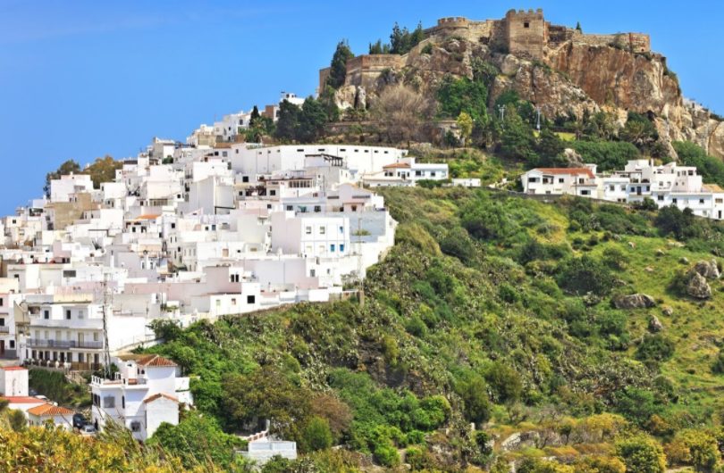Pueblos bonitos con herencia morisca para descubrir Granada