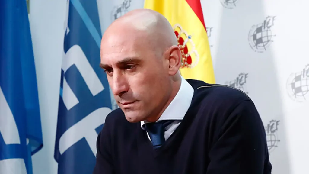 Luis Rubiales ha irrespetado al fútbol