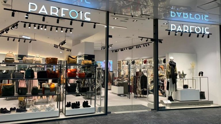 Parfois: el bolso más veraniego a mitad de precio que todo el mundo quiere