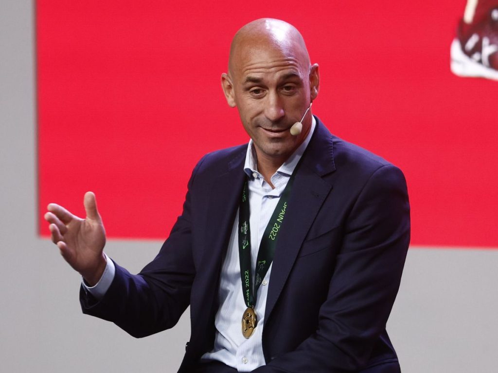 Rubiales deja que cada quien piense lo quiera