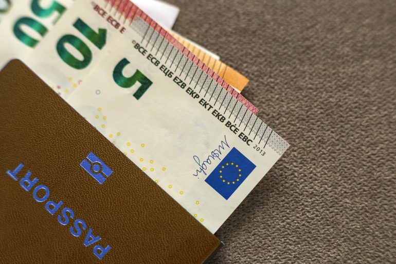 Españoles gastos más dinero vacaciones verano