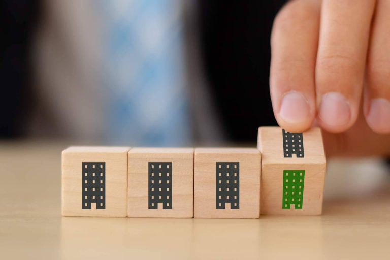 Reducir la huella de carbono en las empresas con plataformas como ESGeo