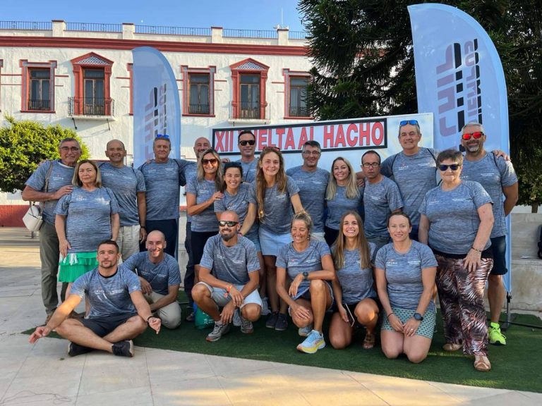 Éxito en la participación de la consultora farmacéutica ConfiaFarma en la XII Travesía a Nado Vuelta al Hacho