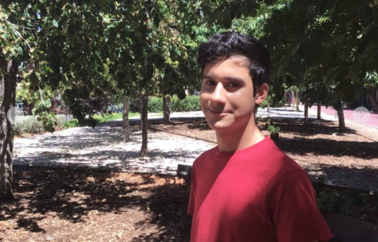 Héctor Alcolea debuta con una fantástica aventura interestelar en 'Hao. El Despertar de los Elegidos'