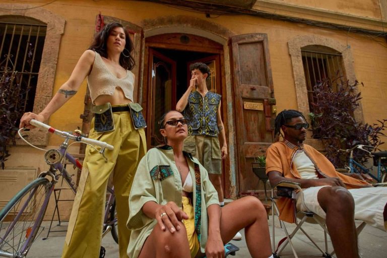 Diambaar ofrece moda ética atemporal hecha por personas en riesgo de exclusión