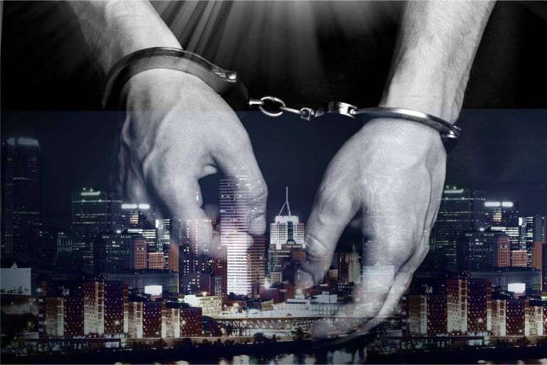 Españoles condenados y presos en cárceles extranjeras; traslado a España, adaptación de la pena a las leyes españolas e indulto