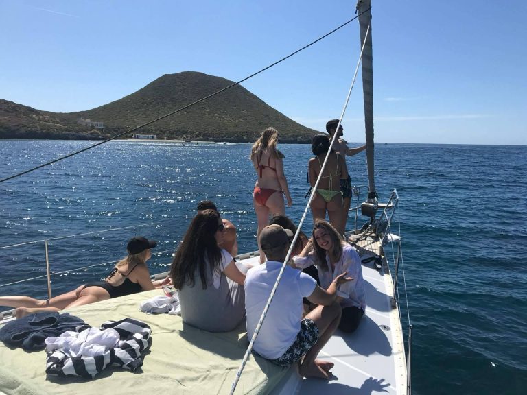 Kalima Charter se encarga del alquiler de embarcaciones