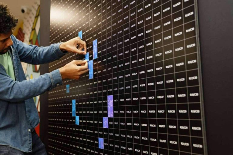 Sorprender a los invitados con el Mosaic Wall de Foto Show