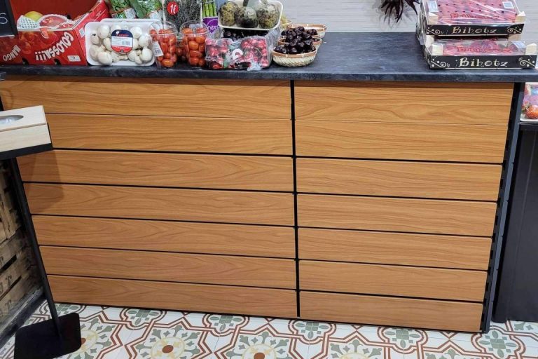 Estanterías metálicas para tiendas, con Equipotutienda