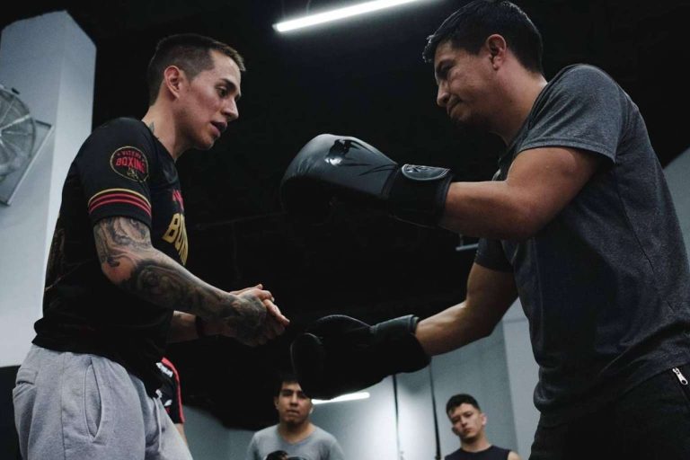 Viteri Boxing y el Human Chess, la combinación perfecta entre la técnica de boxeo con la estrategia de ajedrez