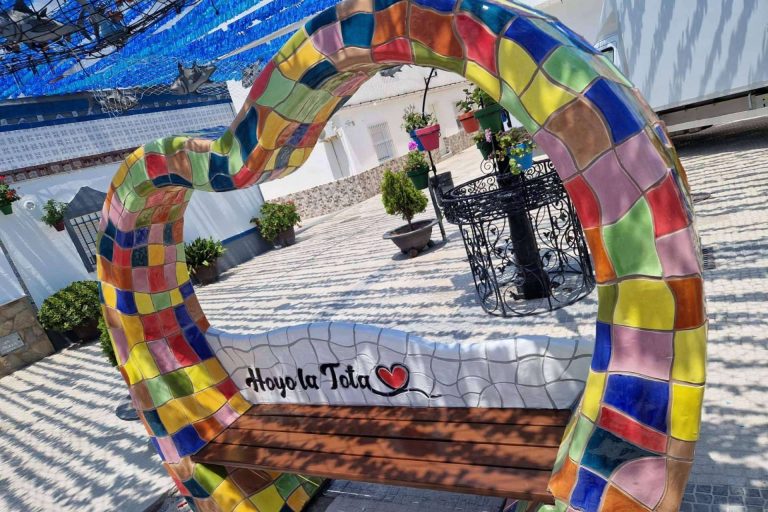 Fusionar la tradición y la creatividad para transformar los espacios públicos con MobuArtex